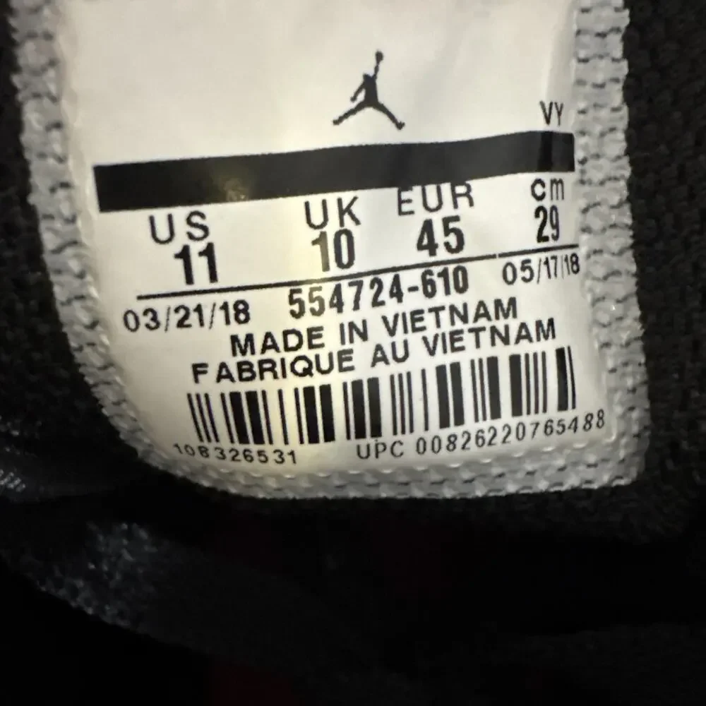 Air Jordan 1 Mid 